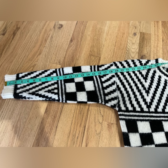 Mother The Itsy Crop Jumper in River Marked pattern, Alpaca and Wool Blend. - Picture 10 of 10